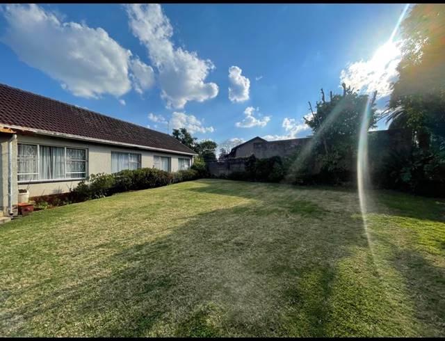 4 BEDROOM HOUSE FOR SALE IN ESTHER PARK